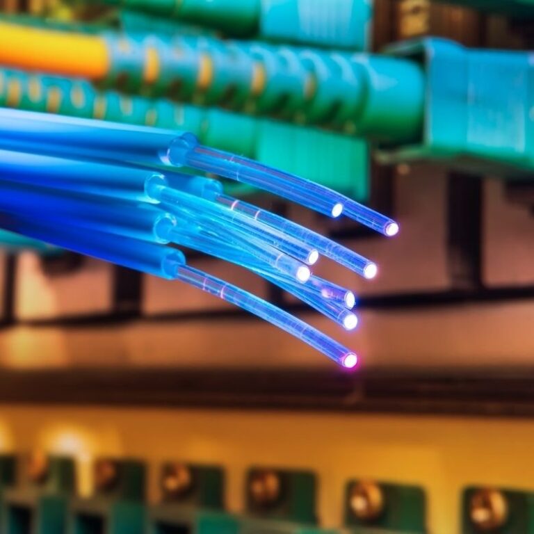 ¿Es obligatorio el cambio de ADSL a fibra óptica en España?